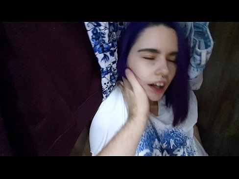 ❤️ Atopo a miña irmá no armario e axudouna a correrse ❌ Porno duro en % gl.porncomixone.ru %